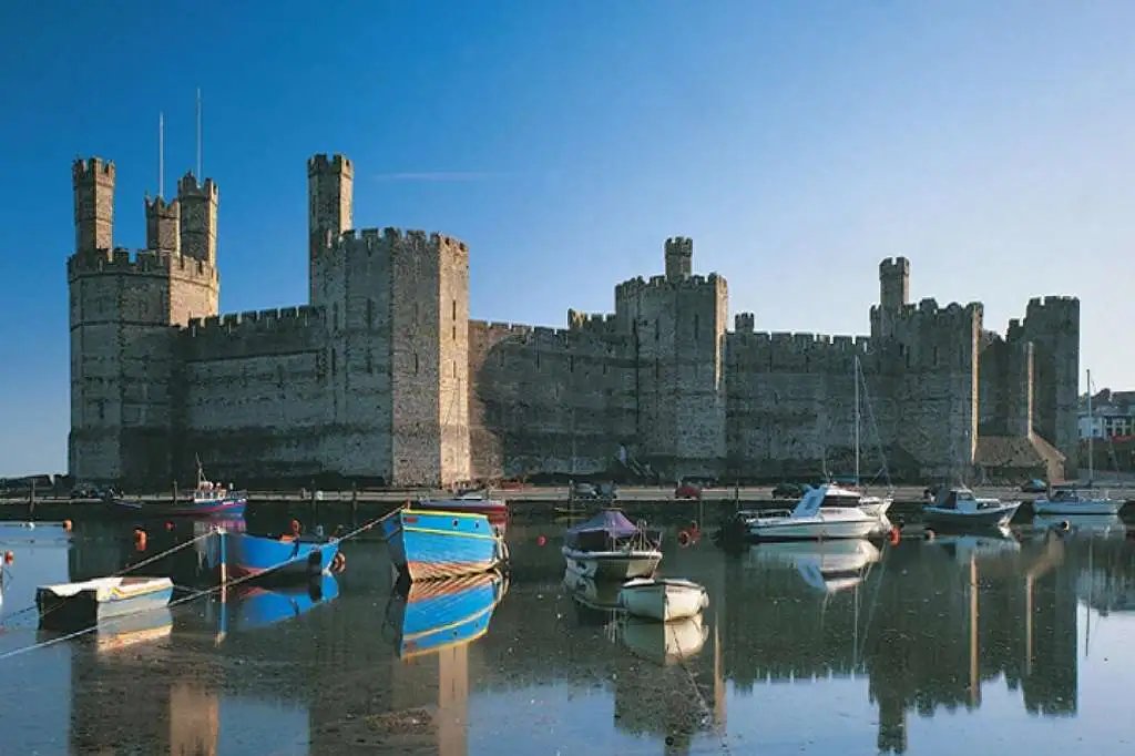 Celebration Days in Wales - Candles for an Occasion