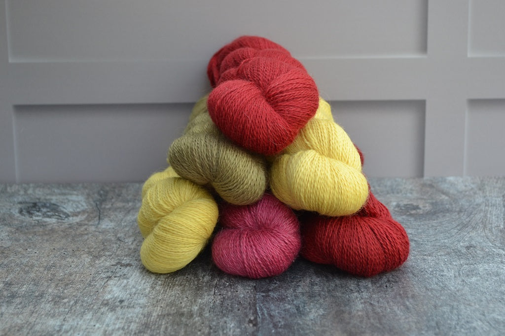 Hand Dyed Yarn , dyed with natural dyes - Corriedale Mohair