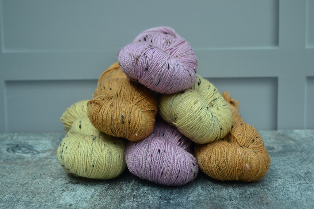 Hand Dyed Yarn, dyed with natural dyes - Blueface Leicester NEP