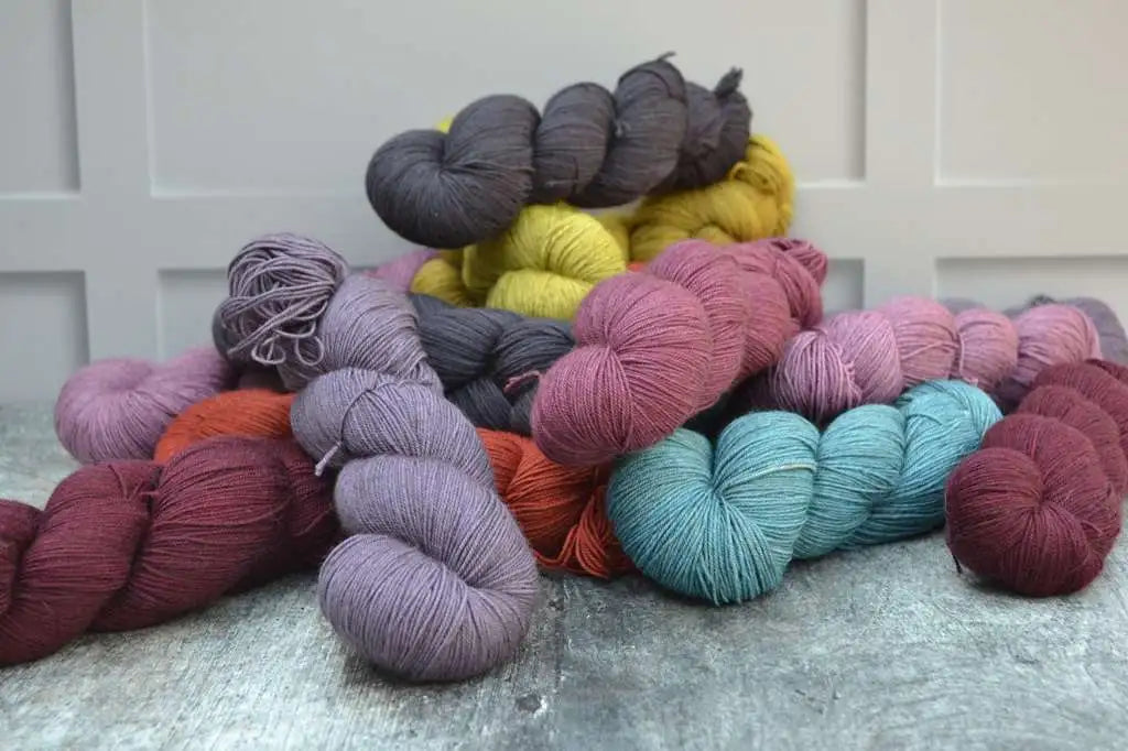 Hand Dyed Yarn UK - naturally dyed yarn. Sock yarn